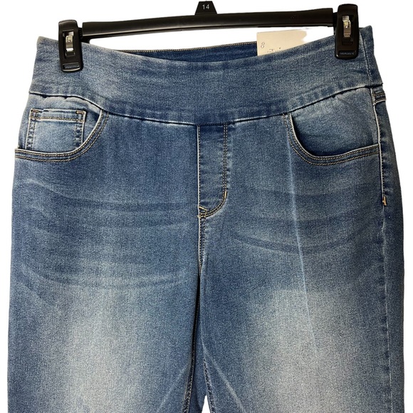#272 ☑️EST. 1946 Denim Hi-Rise Skinny Crop Medium Denim Wash Capris Jeans - Picture 3 of 12